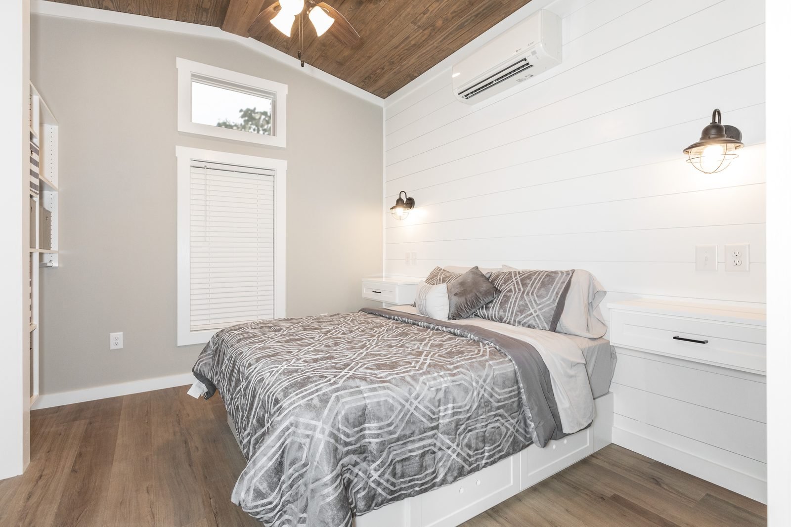 Blue Springs tiny home — photo 3