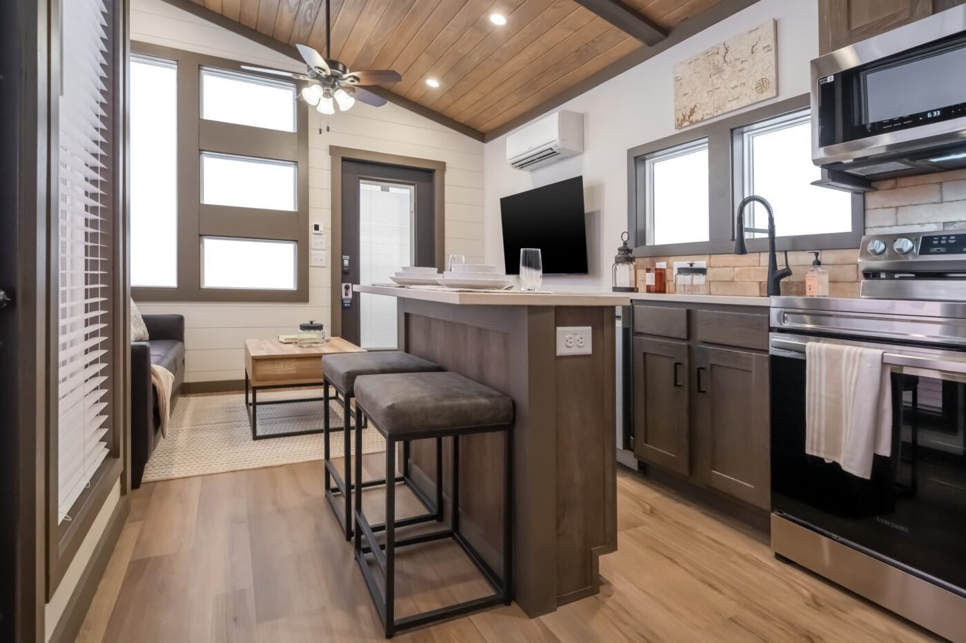 Skyway tiny home — Photo 3